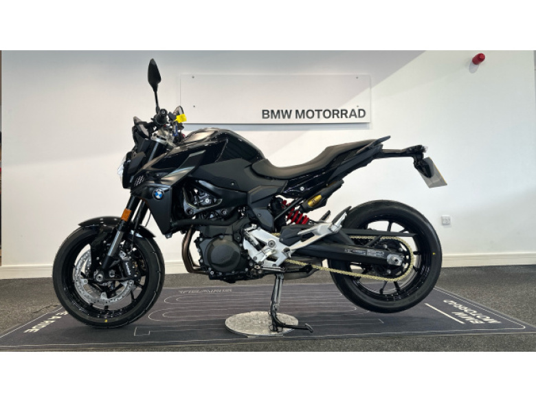 BMW F900 R